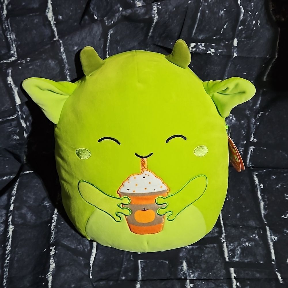 Squishmallows  Fitzy Halloween First to Market 12 inch NWT